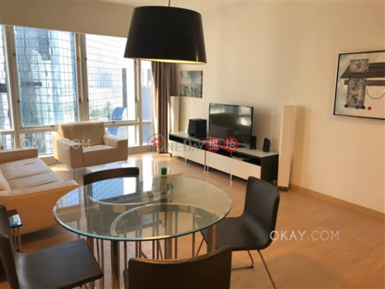 Gorgeous 1 bedroom on high floor with sea views | For Sale