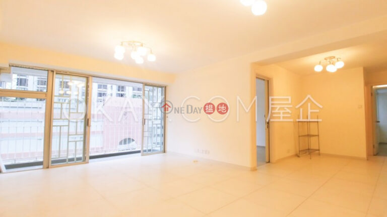 Elegant penthouse with rooftop, balcony | For Sale