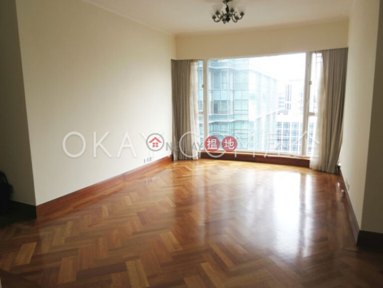 Rare 3 bedroom on high floor | Rental