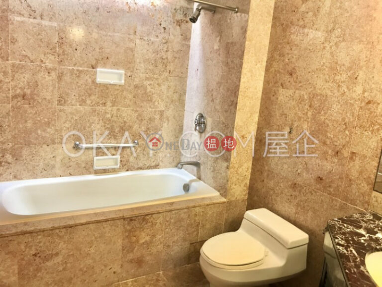 2房1廁,極高層,星級會所《會展中心會景閣出租單位》