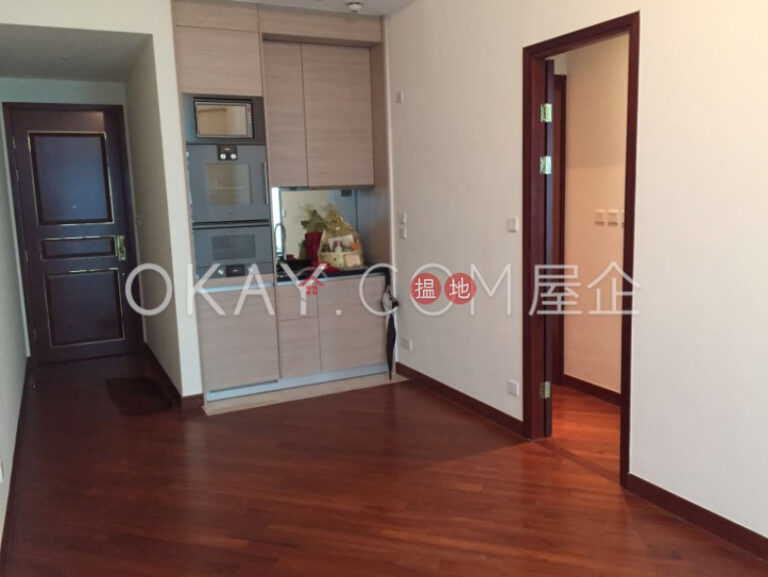 Tasteful 2 bedroom with terrace & balcony | Rental