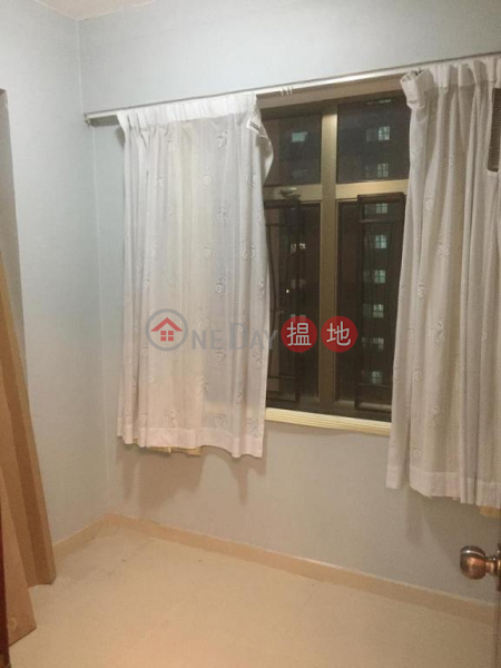  Flat for Rent in Hung Fook Building, Wan Chai
