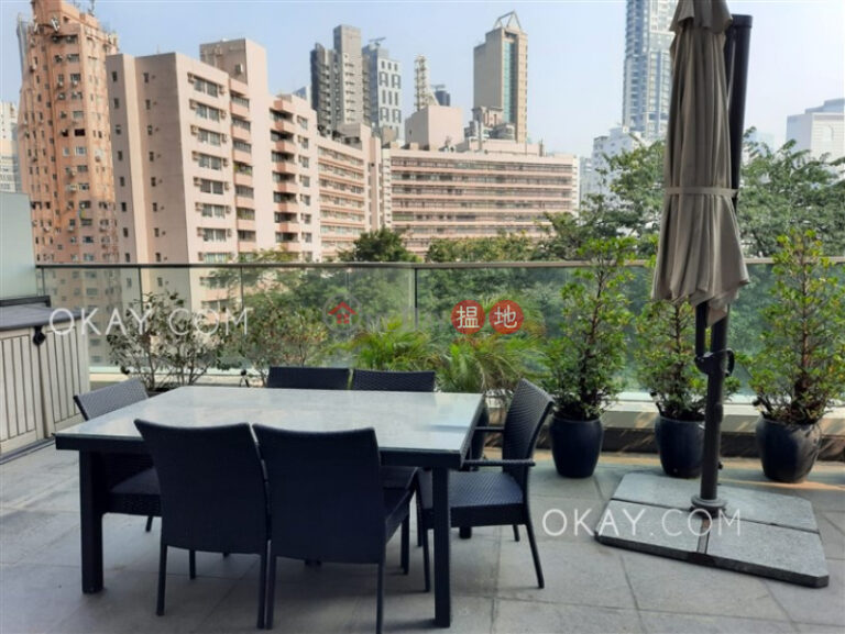 Rare 3 bedroom with terrace | Rental