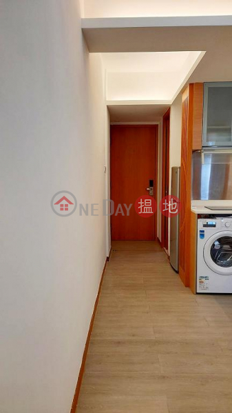  Flat for Rent in Yue On Building, Wan Chai