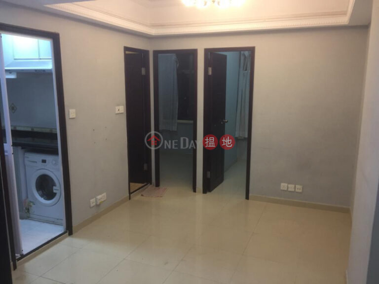  Flat for Rent in Hung Fook Building, Wan Chai