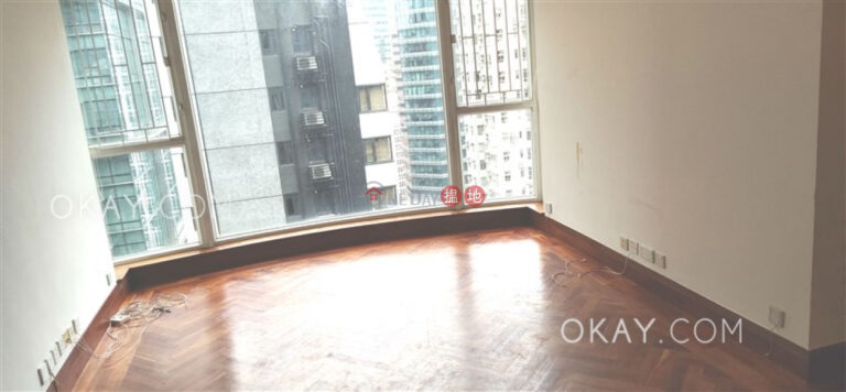 Tasteful 3 bedroom on high floor | Rental