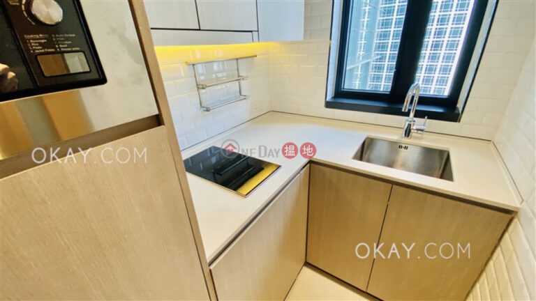 Popular 2 bedroom on high floor | Rental