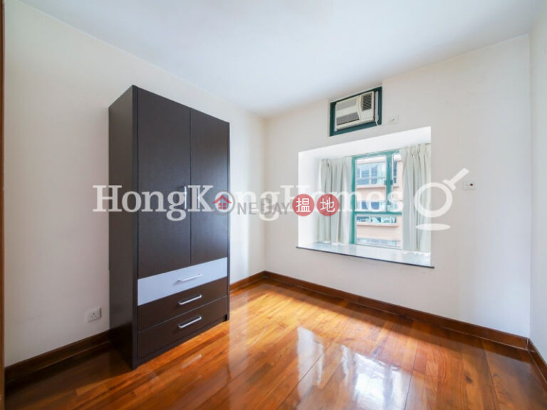 3 Bedroom Family Unit for Rent at Monmouth Place