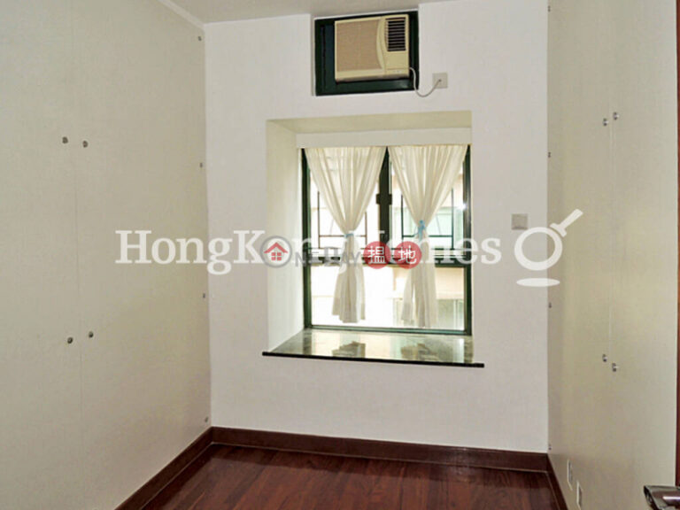 3 Bedroom Family Unit for Rent at Monmouth Place