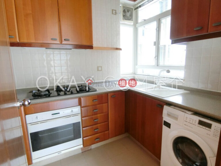 Nicely kept 2 bedroom on high floor | Rental