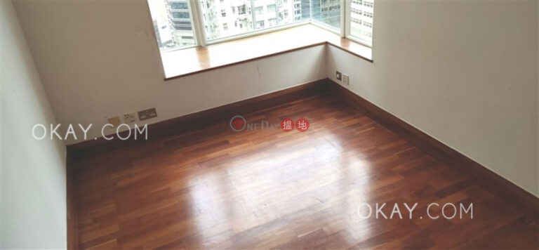 Tasteful 3 bedroom on high floor | Rental