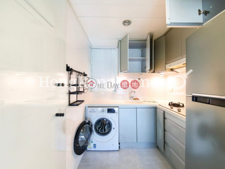 1 Bed Unit for Rent at Royal Court