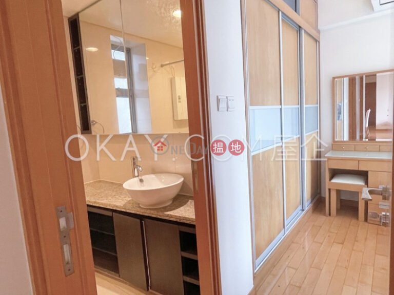 Stylish 3 bedroom with balcony | Rental