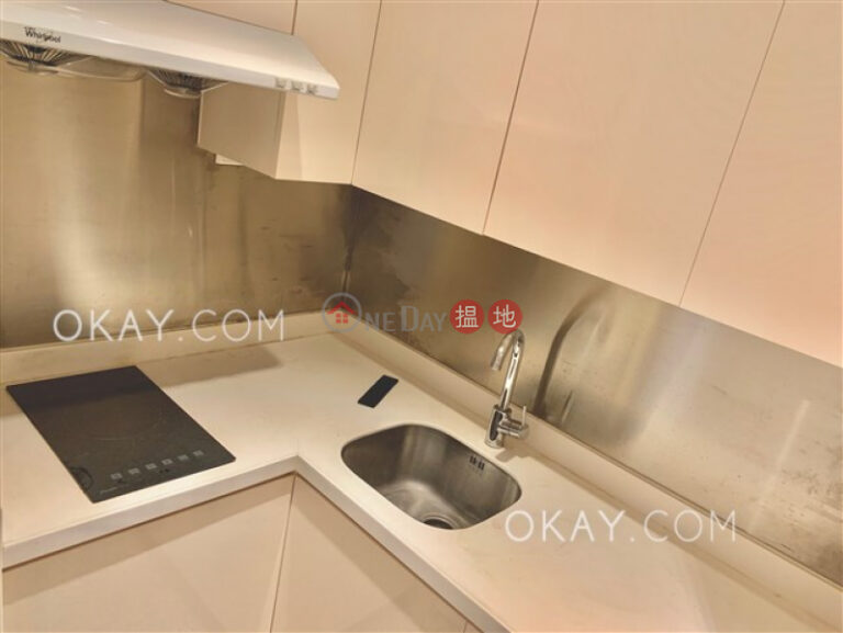 Popular 1 bedroom on high floor with sea views | Rental