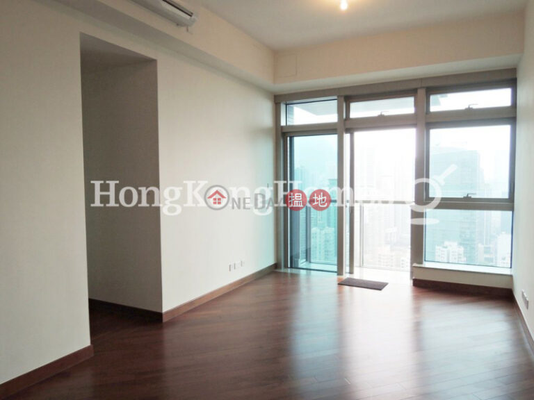 3 Bedroom Family Unit for Rent at The Avenue Tower 2