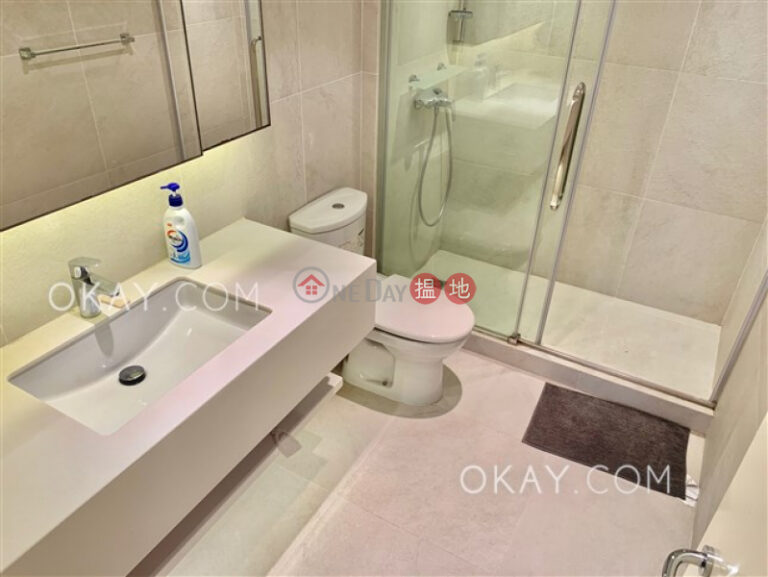 Popular 1 bedroom on high floor with sea views | Rental