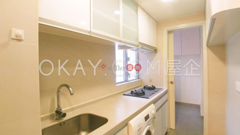 3房2廁,實用率高,極高層,連車位《鳳凰閣 4座出租單位》