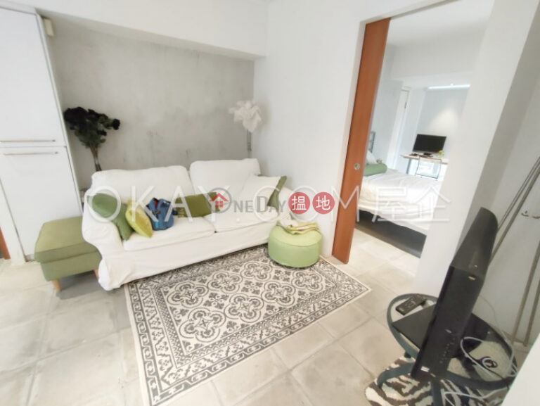 1房2廁《金冠大廈出租單位》