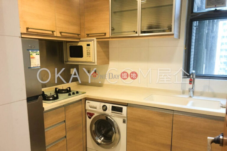 Nicely kept 3 bedroom with balcony | Rental